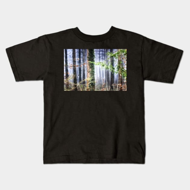 Ivy on the Pine Kids T-Shirt by heidiannemorris